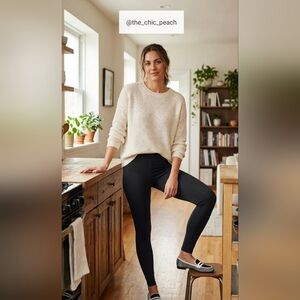 🩷 $10 | HUE Stretch Cotton Leggings — Size M 🖤